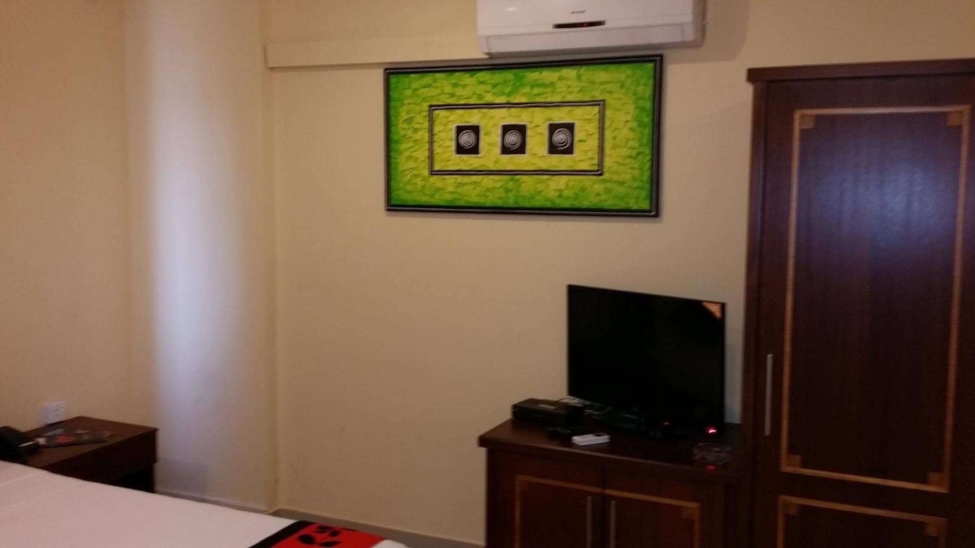 Talawatugoda Grand 7 Hotel Thalawathugoda חדר תמונה