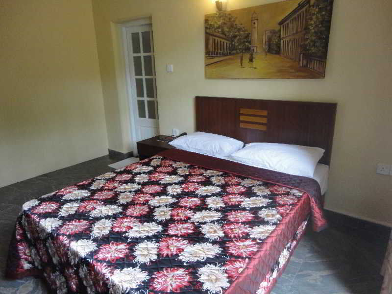 Talawatugoda Grand 7 Hotel Thalawathugoda מראה חיצוני תמונה